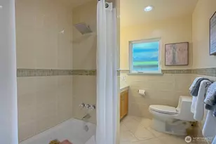 16857 Palatine Ave N, Shoreline, WA 98133 - Photo 27