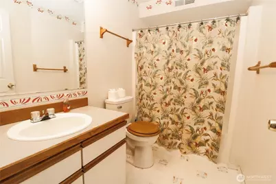 1088 Colchester Drive, Port Orchard, WA 98366 - Photo 19