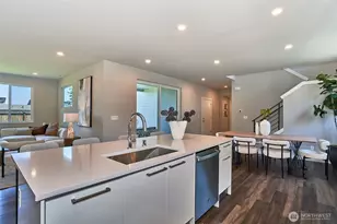 14215 179th Street E, Puyallup, WA 98374 - Photo 7