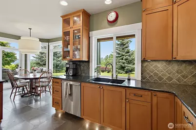 6402 Fairway Place SE, Snoqualmie, WA 98065 - Photo 17