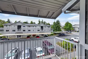 1670 SW Mulberry Dr, Oak Harbor, WA 98277 - Photo 13