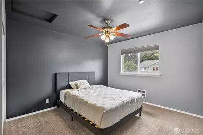 1670 SW Mulberry Drive #B302, Oak Harbor, WA 98277 - Photo 15