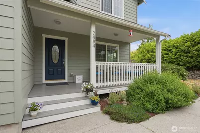 2484 Soundview Drive NE, Bainbridge Island, WA 98110 - Photo 3