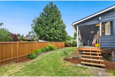 919 6th Avenue S, Edmonds, WA 98020 - Photo 35
