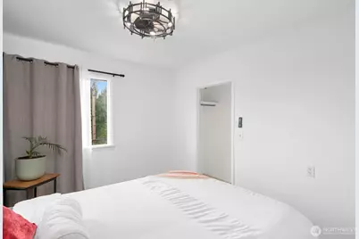 919 6th Avenue S, Edmonds, WA 98020 - Photo 19