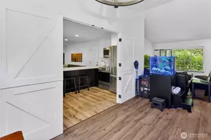 21313 NE 10th Pl, Sammamish, WA 98074 - Photo 15