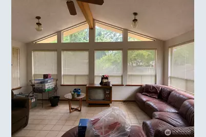 6009 85th Street E, Puyallup, WA 98371 - Photo 3