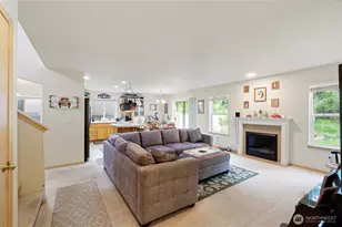 19712 207th St Ct E, Orting, WA 98360 - Photo 15