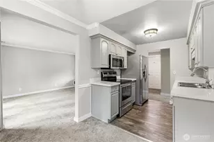 17310 NE 45th St, Redmond, WA 98052 - Photo 5
