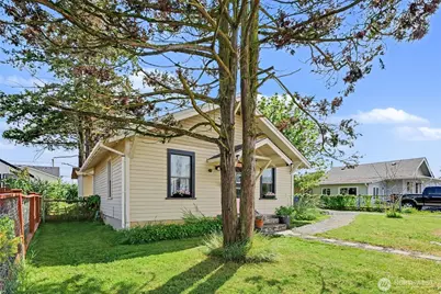10002 272nd Street NW, Stanwood, WA 98292 - Photo 3