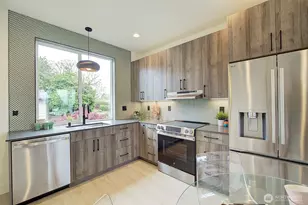 7912 34th Ave SW, Seattle, WA 98126 - Photo 5