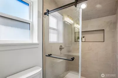 6505 44th Avenue NE, Seattle, WA 98115 - Photo 27