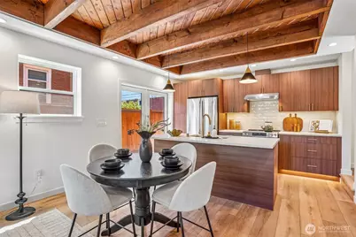 6505 44th Avenue NE, Seattle, WA 98115 - Photo 11