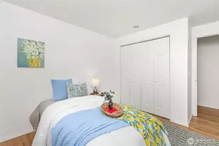 11220 NE Parkhill Pl, Bainbridge Island, WA 98110 - Photo 23