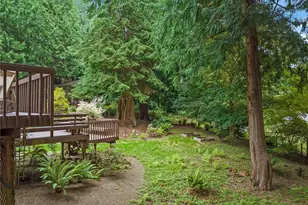 11220 NE Parkhill Pl, Bainbridge Island, WA 98110 - Photo 35