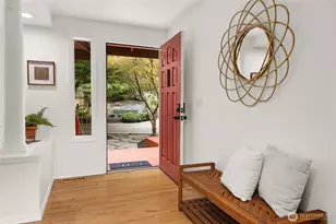 11220 NE Parkhill Pl, Bainbridge Island, WA 98110 - Photo 7