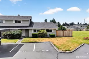 12414 SE 272nd Pl, Kent, WA 98030 - Photo 1