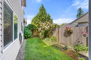 8917 Meridian Pl NE, Lake Stevens, WA 98258 - Photo 23