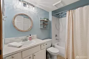 8917 Meridian Pl NE, Lake Stevens, WA 98258 - Photo 19