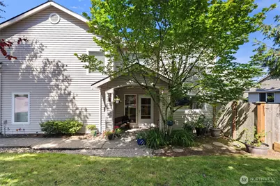 8917 Meridian Place NE #D102, Lake Stevens, WA 98258 - Photo 1