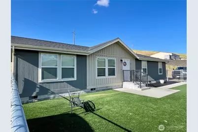 37 Wheatland Dr, Pomeroy, WA 99347 - Photo 1