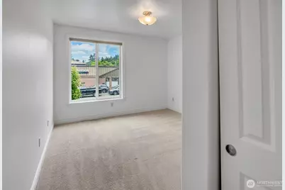 275 E Sunset Way #1A, Issaquah, WA 98027 - Photo 21