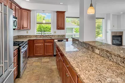 275 E Sunset Way #1A, Issaquah, WA 98027 - Photo 11