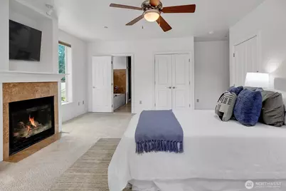 275 E Sunset Way #1A, Issaquah, WA 98027 - Photo 17