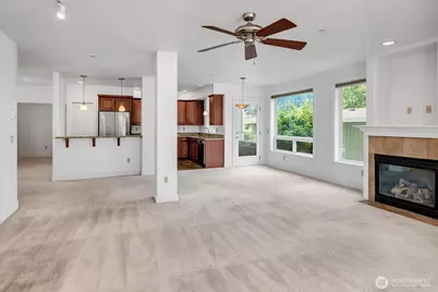 275 E Sunset Way #1A, Issaquah, WA 98027 - Photo 7