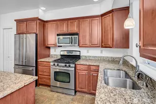 275 E Sunset Way, Issaquah, WA 98027 - Photo 7