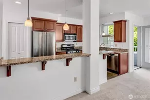 275 E Sunset Way, Issaquah, WA 98027 - Photo 11