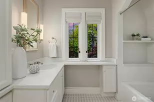 3715 47th Pl NE, Seattle, WA 98105 - Photo 25