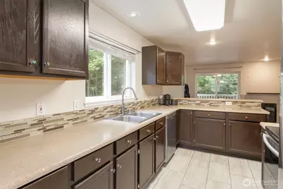 1307 NW Slate Lane #101, Silverdale, WA 98383 - Photo 9