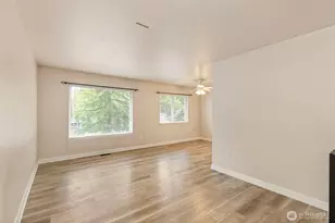 1307 NW Slate Ln, Silverdale, WA 98383 - Photo 5