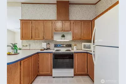 6898 Capricorn Lane NE #6, Bremerton, WA 98311 - Photo 13