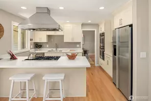 14045 NE 61st St, Redmond, WA 98052 - Photo 13