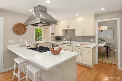 14045 NE 61st Street, Redmond, WA 98052 - Photo 11
