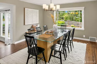8715 Bowdoin Way, Edmonds, WA 98026 - Photo 11