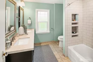 8715 Bowdoin Way, Edmonds, WA 98026 - Photo 17