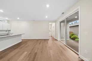 19110 Trilogy Pkwy E, Bonney Lake, WA 98391 - Photo 15