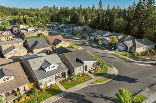 19110 Trilogy Pkwy E, Bonney Lake, WA 98391 - Photo 27