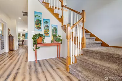 2209 28th Street SE, Puyallup, WA 98372 - Photo 3