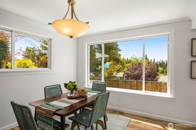8132 208th Place SW, Edmonds, WA 98026 - Photo 11