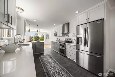 8132 208th Place SW, Edmonds, WA 98026 - Photo 13