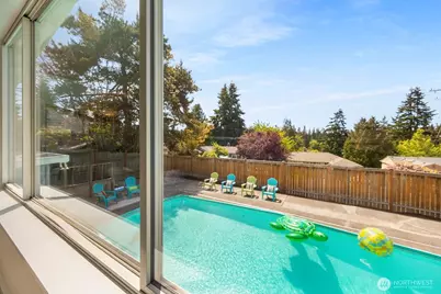 8132 208th Place SW, Edmonds, WA 98026 - Photo 9