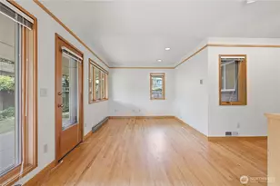 7025 43rd Ave NE, Seattle, WA 98115 - Photo 11