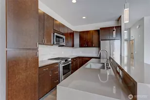2608 23rd Ave W, Seattle, WA 98199 - Photo 9