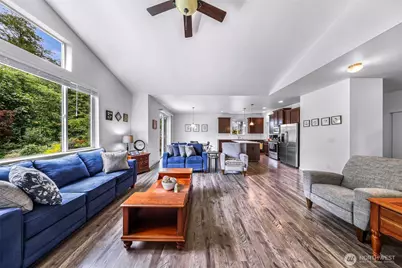 927 Clearwater Court, Mount Vernon, WA 98273 - Photo 5