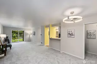 14605 NE 34th St, Bellevue, WA 98007 - Photo 3