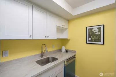 14605 NE 34th Street #H12, Bellevue, WA 98007 - Photo 11